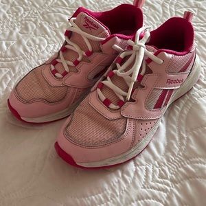 Reebok sneakers size 21/2 for girls